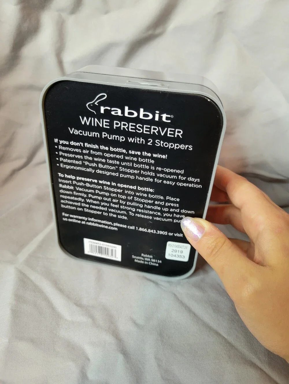 Rabbit Wine Preserver Vacuum Pump with Green Stoppers